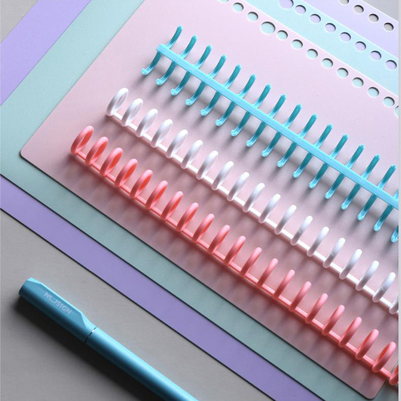 30 Holes Loose-leaf Plastic Bi - Binder A4 Lever recensione e prezzo